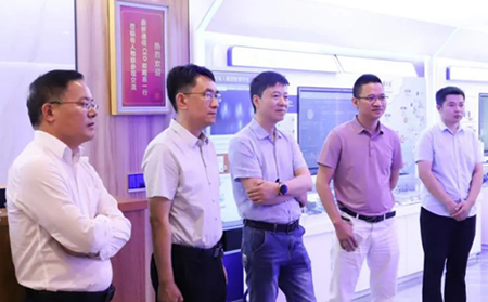 鼎橋CEO蒞臨有人參觀交流，深化5G戰(zhàn)略合作